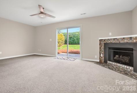 7531 Pilot Cove Court Denver NC 28037