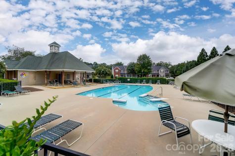 7531 Pilot Cove Court Denver NC 28037