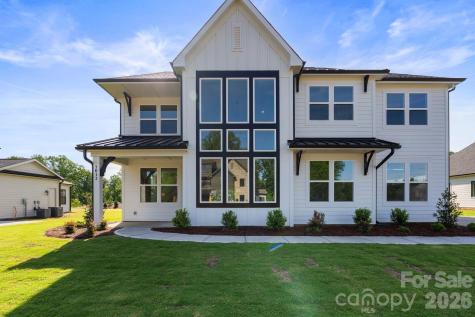 1012 Courtney Lane Wesley Chapel NC 28173