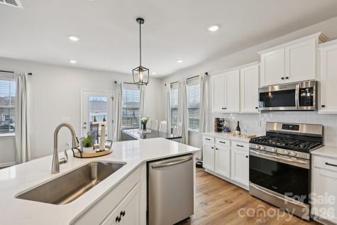 4555 Clifton Mill Lane Maiden NC 28650