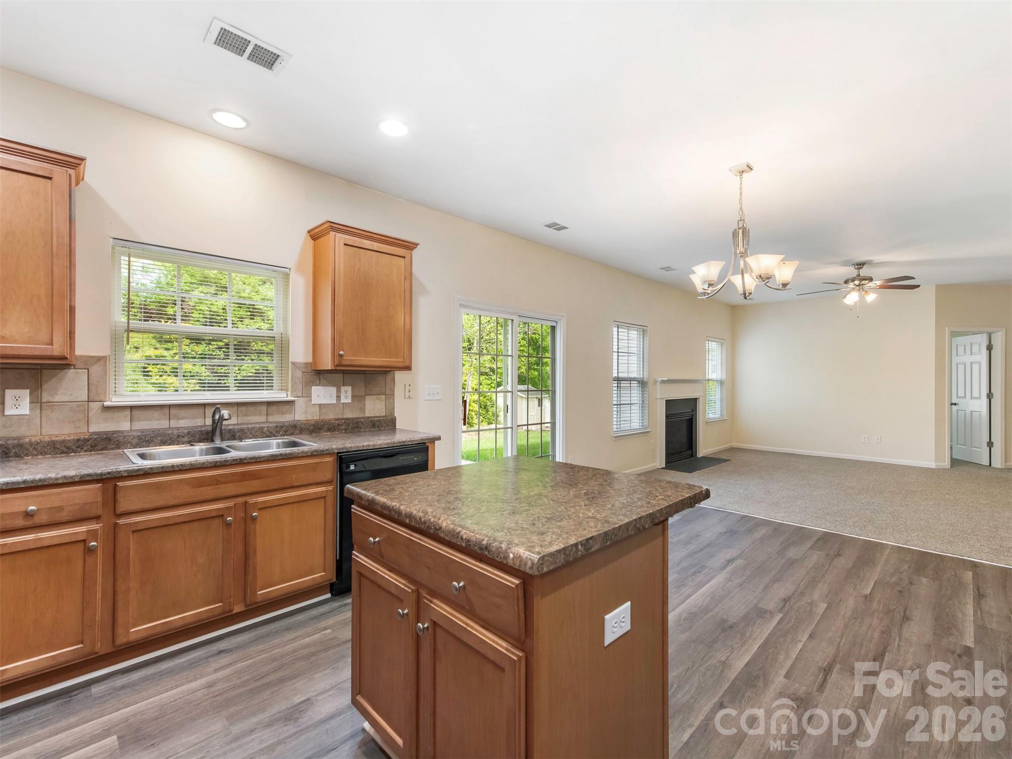 6507 Hermsley Road Charlotte NC 28278