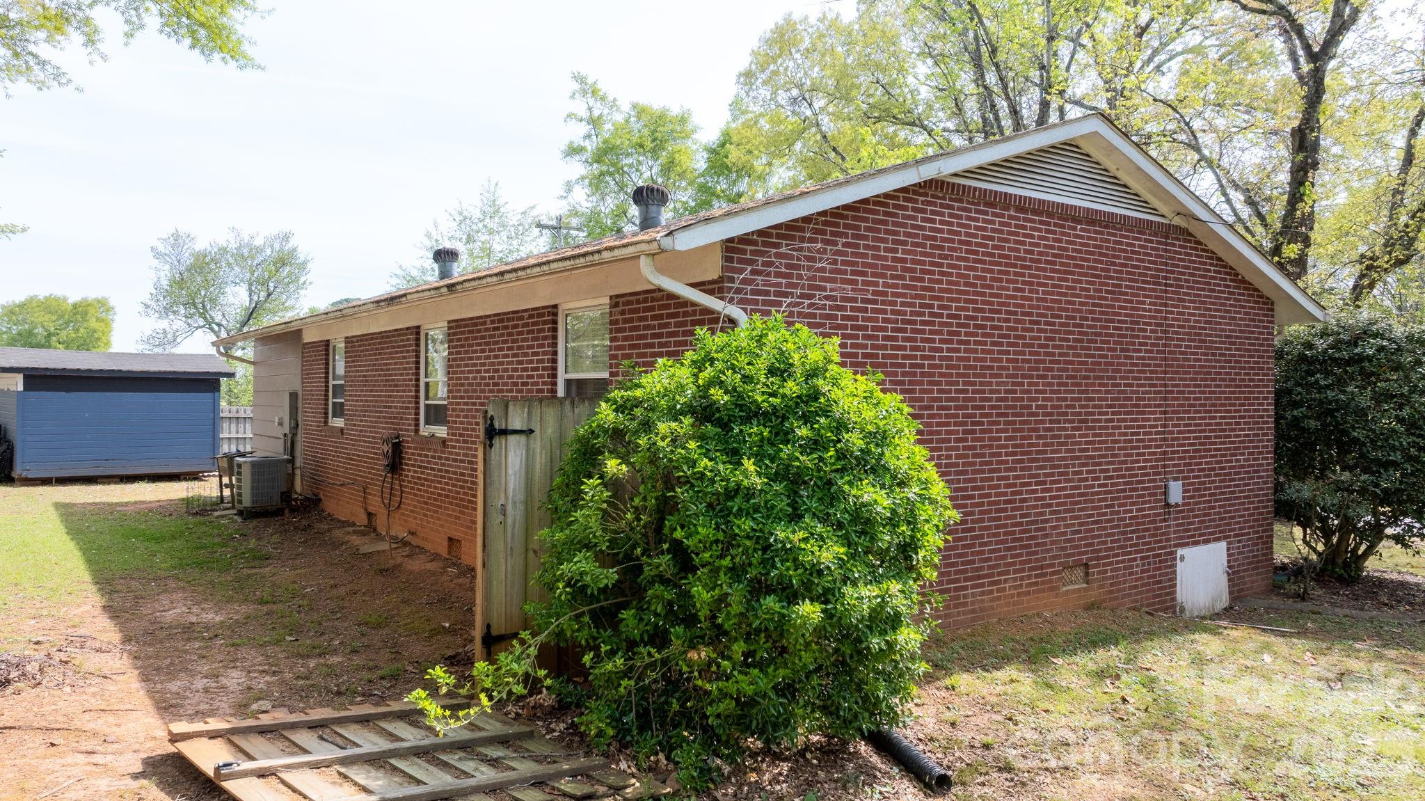 326 Tanner Street Rutherfordton NC 28139