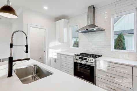 901 Edgemont Avenue Belmont NC 28012