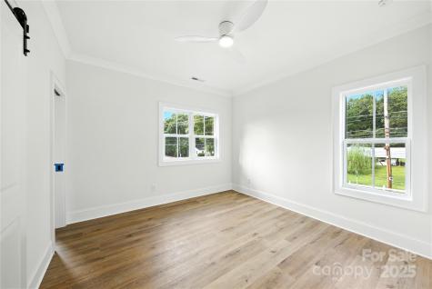 901 Edgemont Avenue Belmont NC 28012