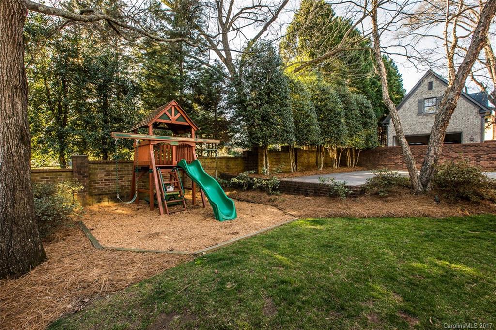 5325 Haynes Hall Place Charlotte NC 28270