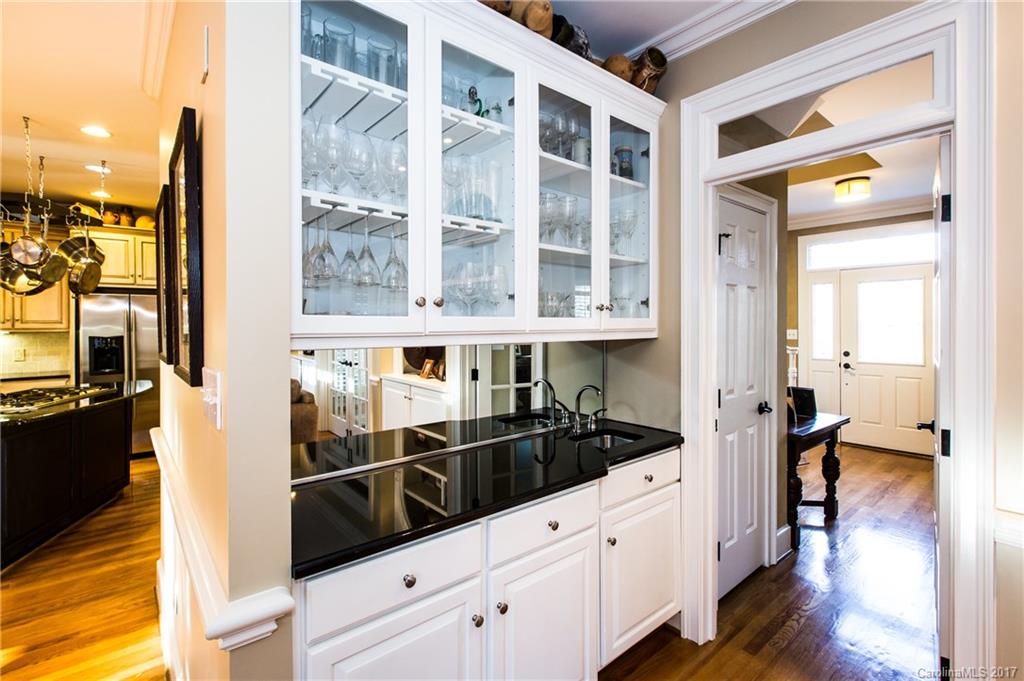 5325 Haynes Hall Place Charlotte NC 28270