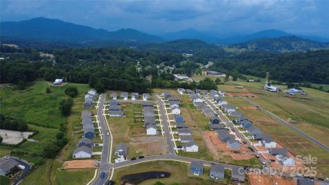 134 Woodvale Drive Waynesville NC 28786