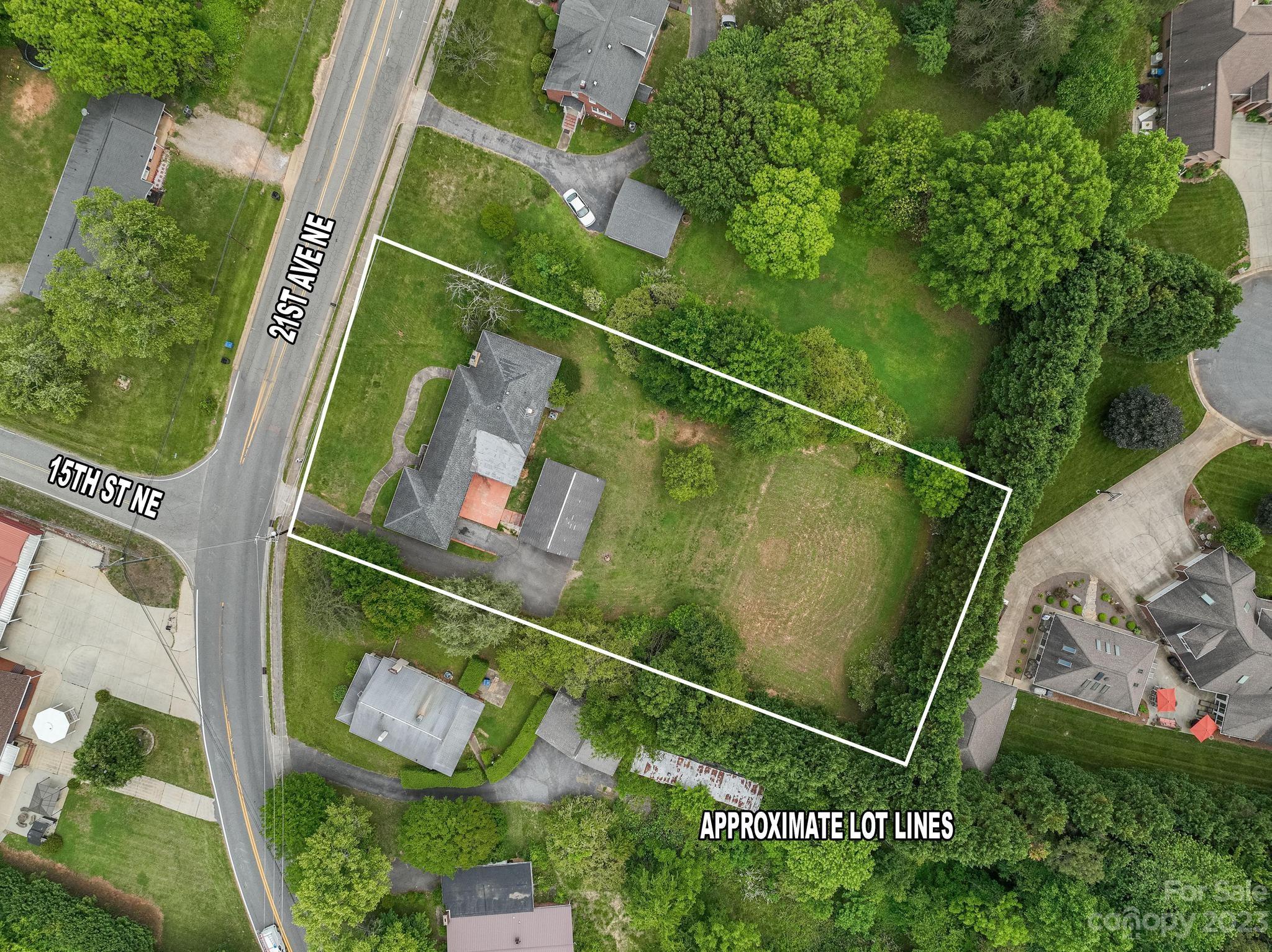 1502 21st Avenue NE Hickory NC 28601