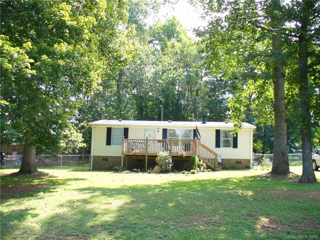 122 Walk A Long Way Mount Holly NC 28120