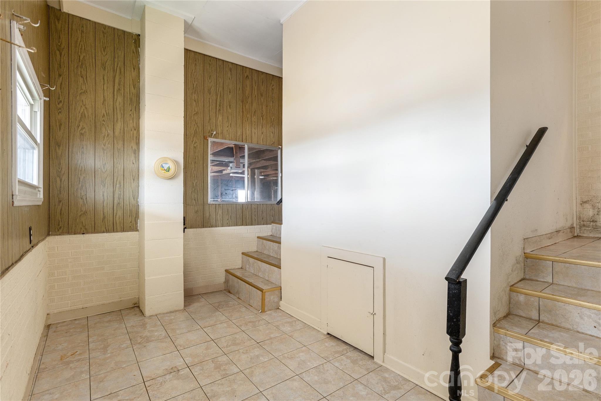 22 Madrid Lane Hendersonville NC 28792