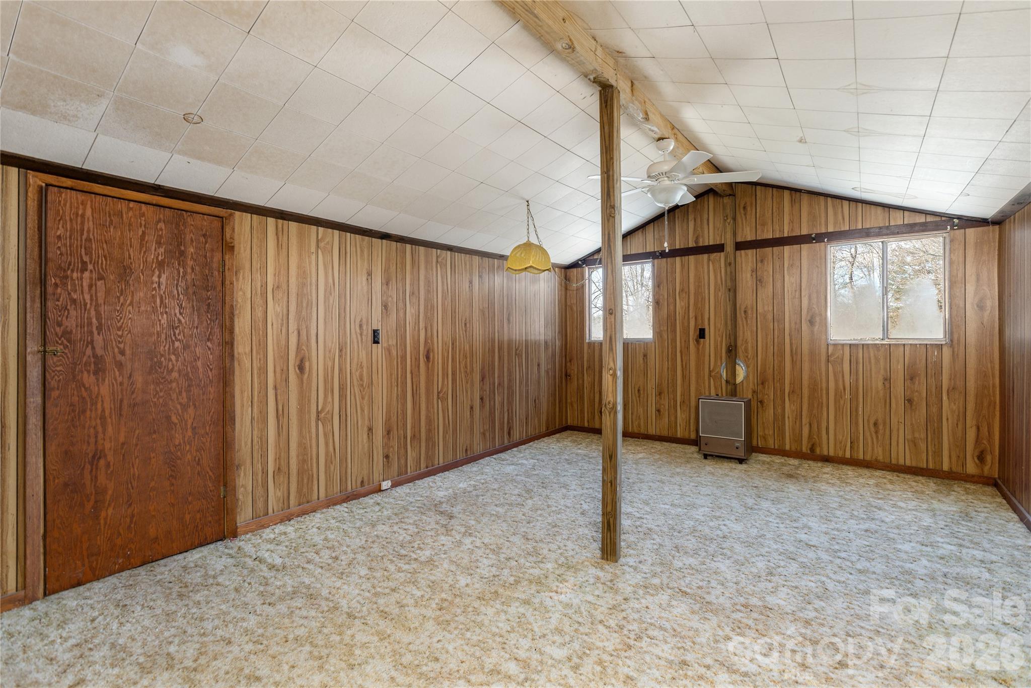 22 Madrid Lane Hendersonville NC 28792