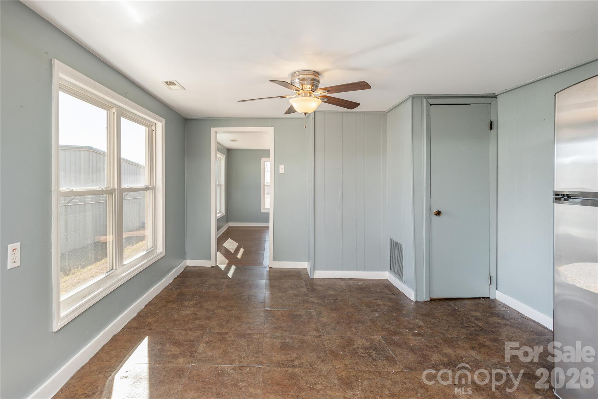 22 Madrid Lane Hendersonville NC 28792