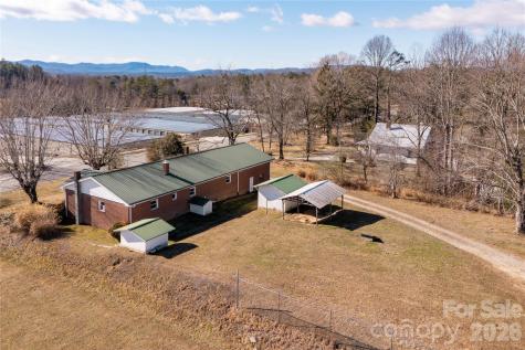 22 Madrid Lane Hendersonville NC 28792