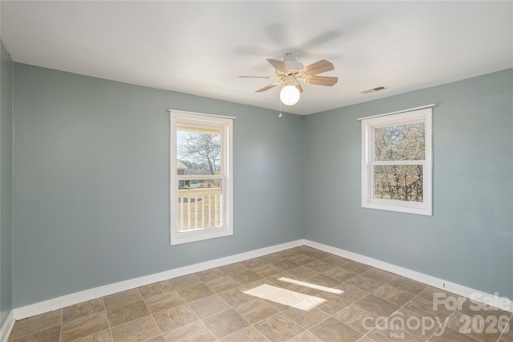 22 Madrid Lane Hendersonville NC 28792