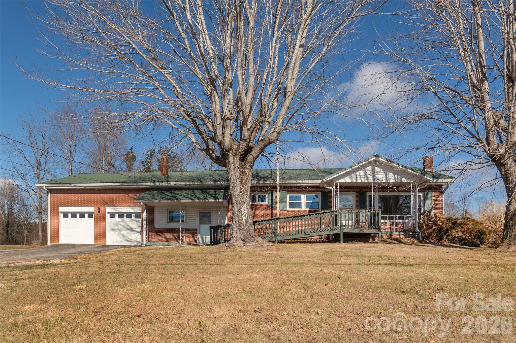 22 Madrid Lane Hendersonville NC 28792