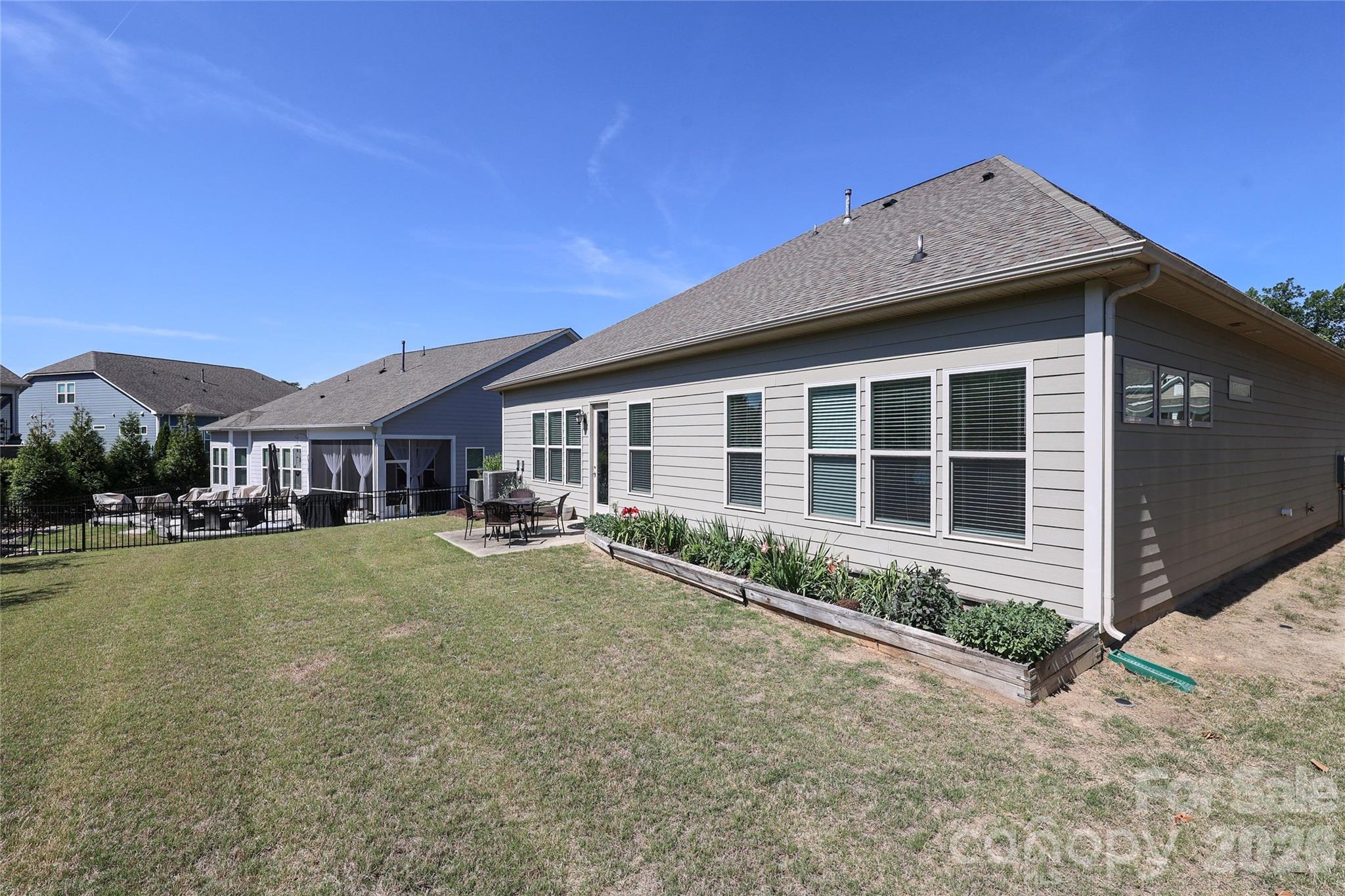 14027 Heron Crest Trace Charlotte NC 28278