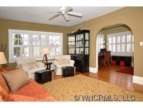 33 Mount Vernon Circle Asheville NC 28804