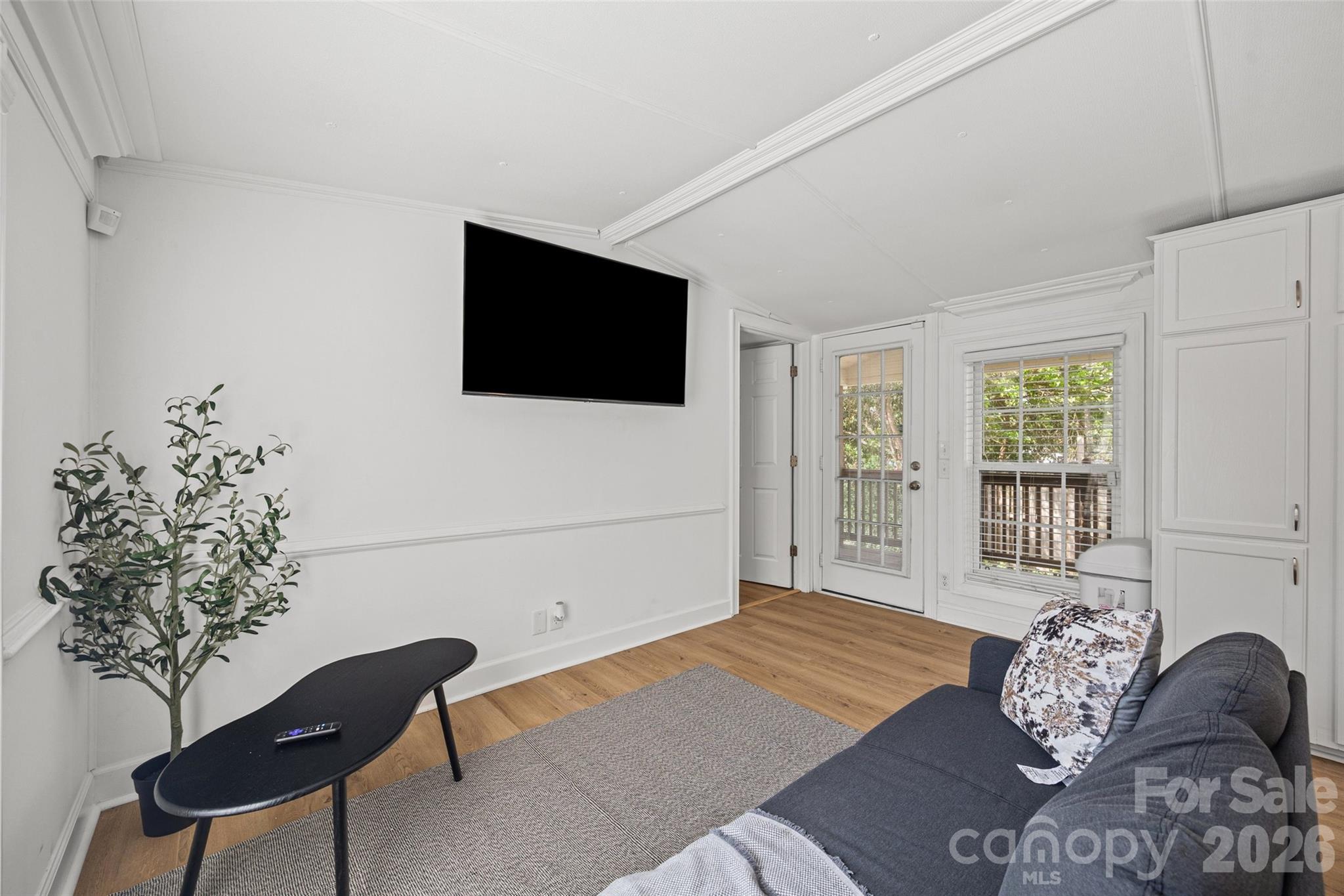 5024 Victoria Avenue Charlotte NC 28269
