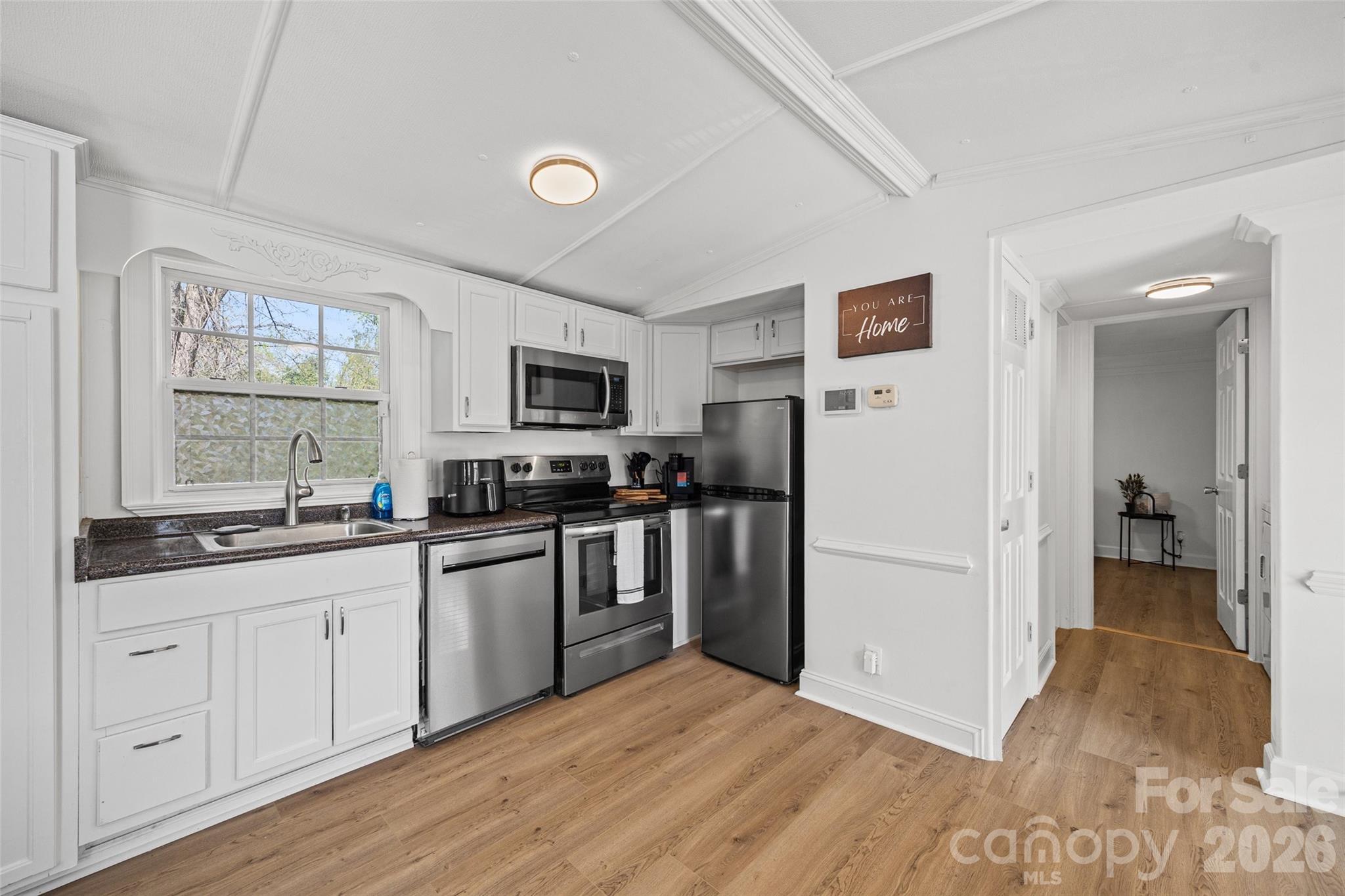 5024 Victoria Avenue Charlotte NC 28269