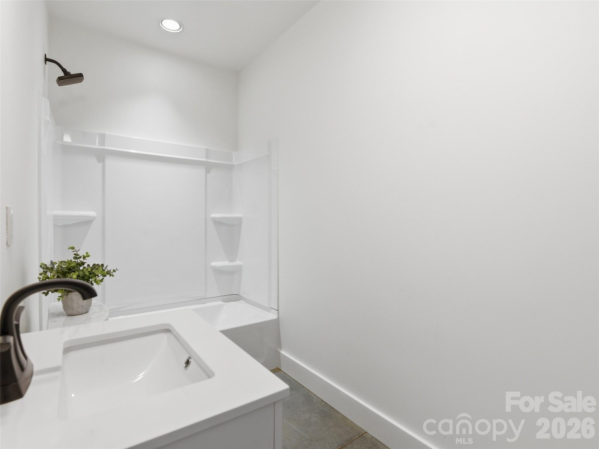 288 Ironwood Drive Clyde NC 28721