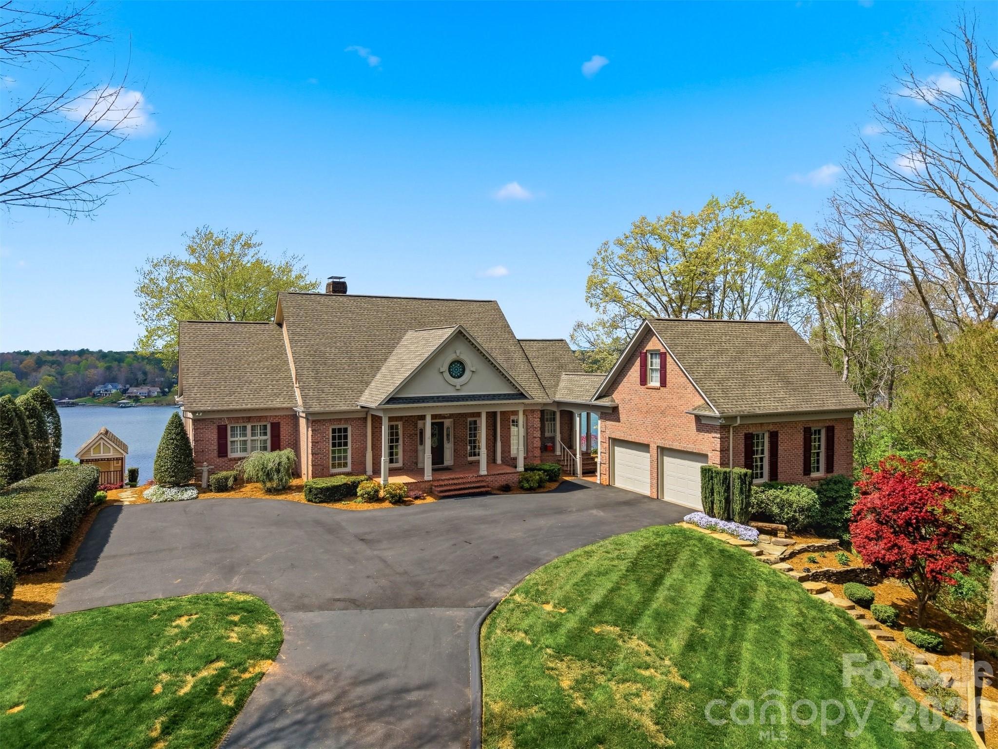 3820 8th Street Place NW Hickory NC 28601
