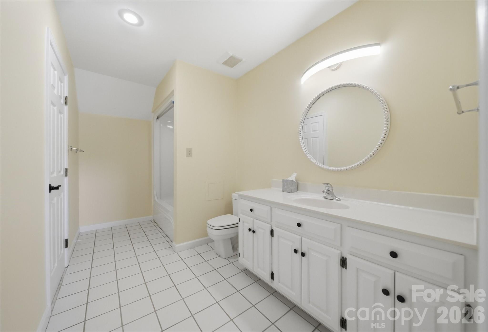 3820 8th Street Place NW Hickory NC 28601