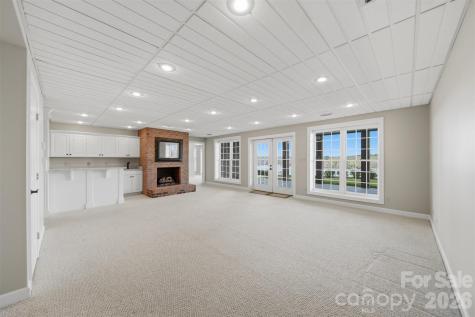 3820 8th Street Place NW Hickory NC 28601