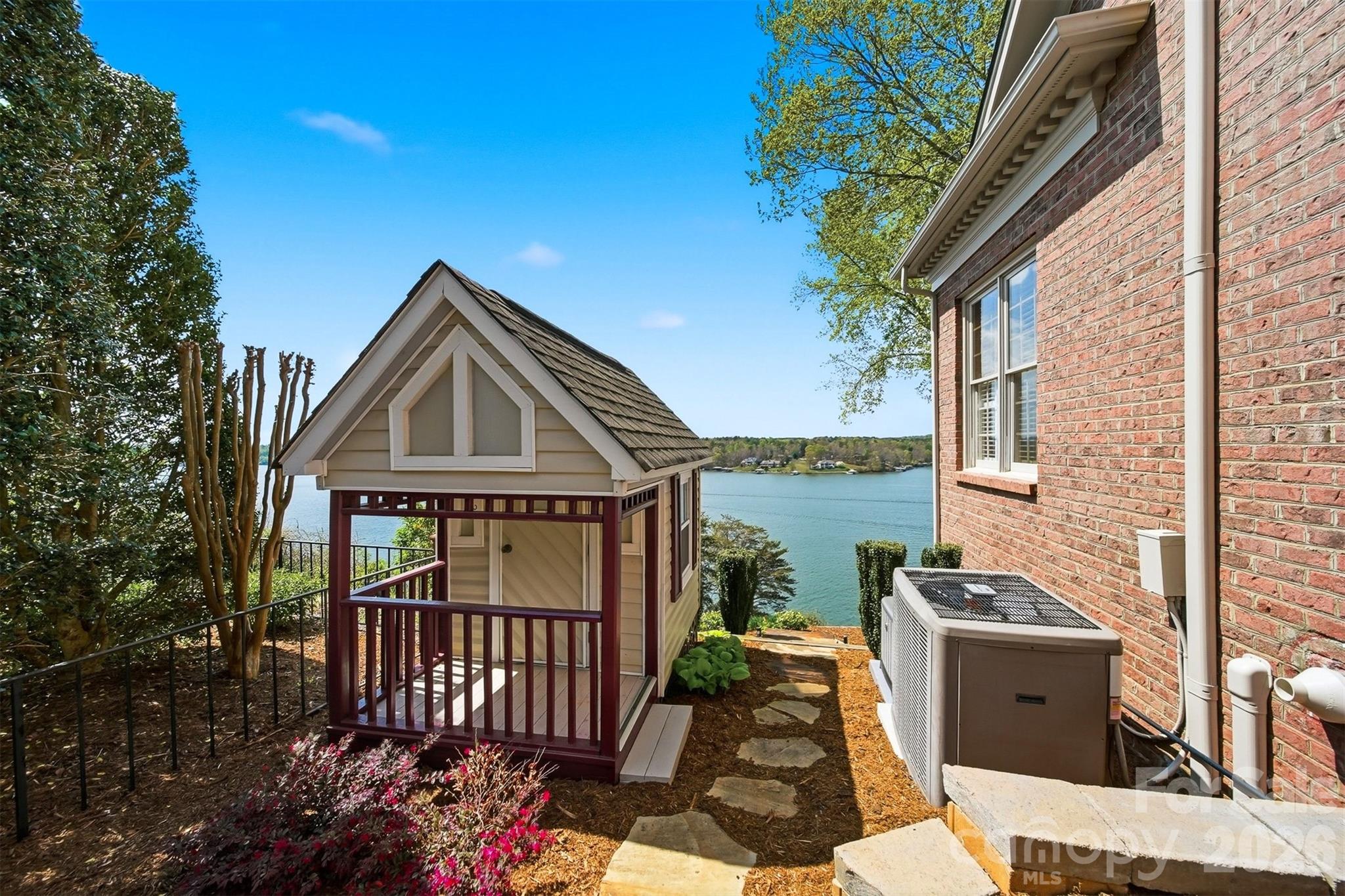3820 8th Street Place NW Hickory NC 28601