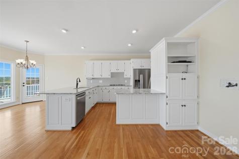 3820 8th Street Place NW Hickory NC 28601