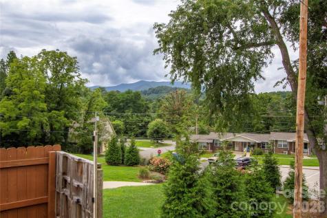 30 Babb Street Waynesville NC 28786