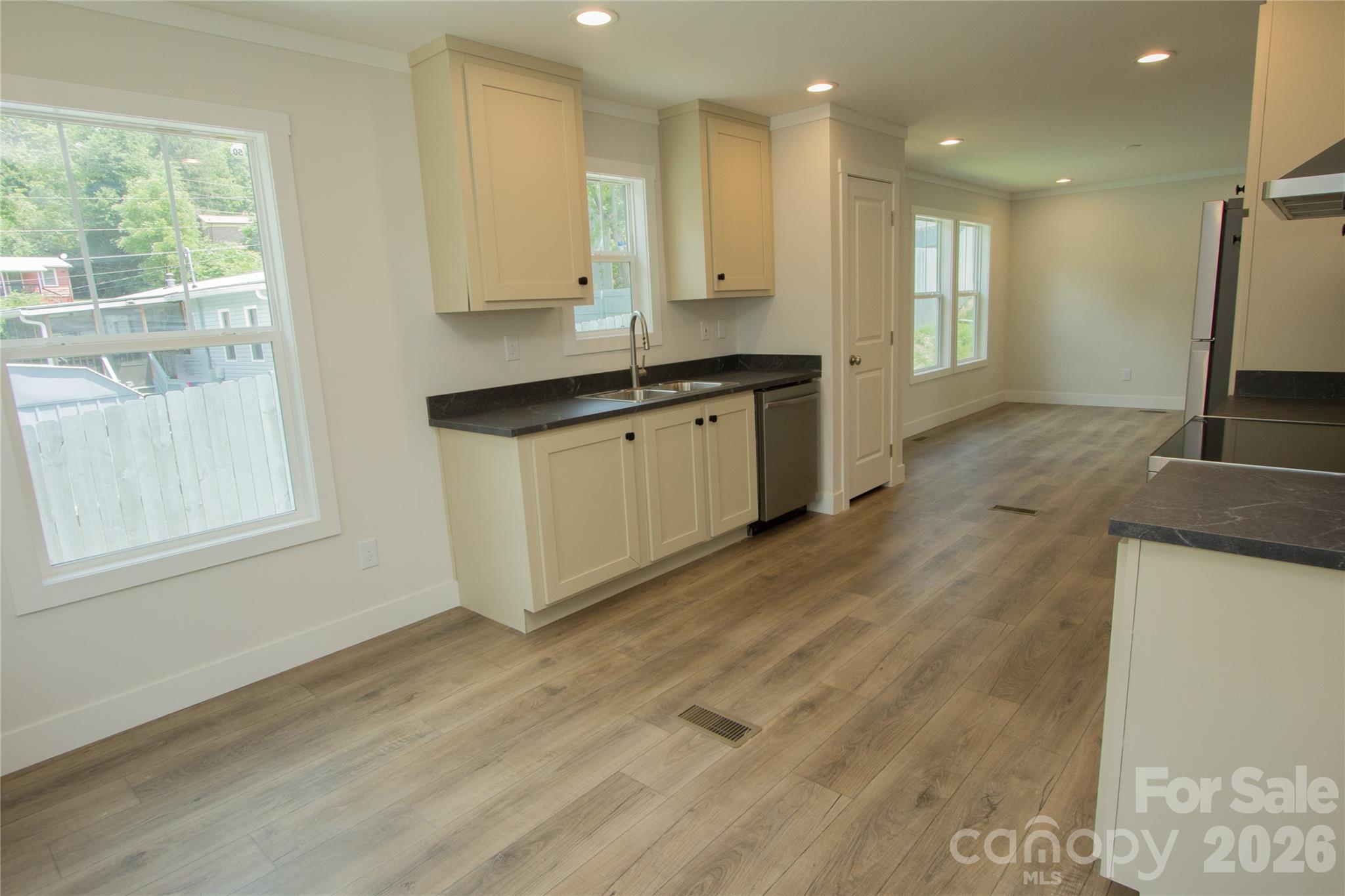 30 Babb Street Waynesville NC 28786