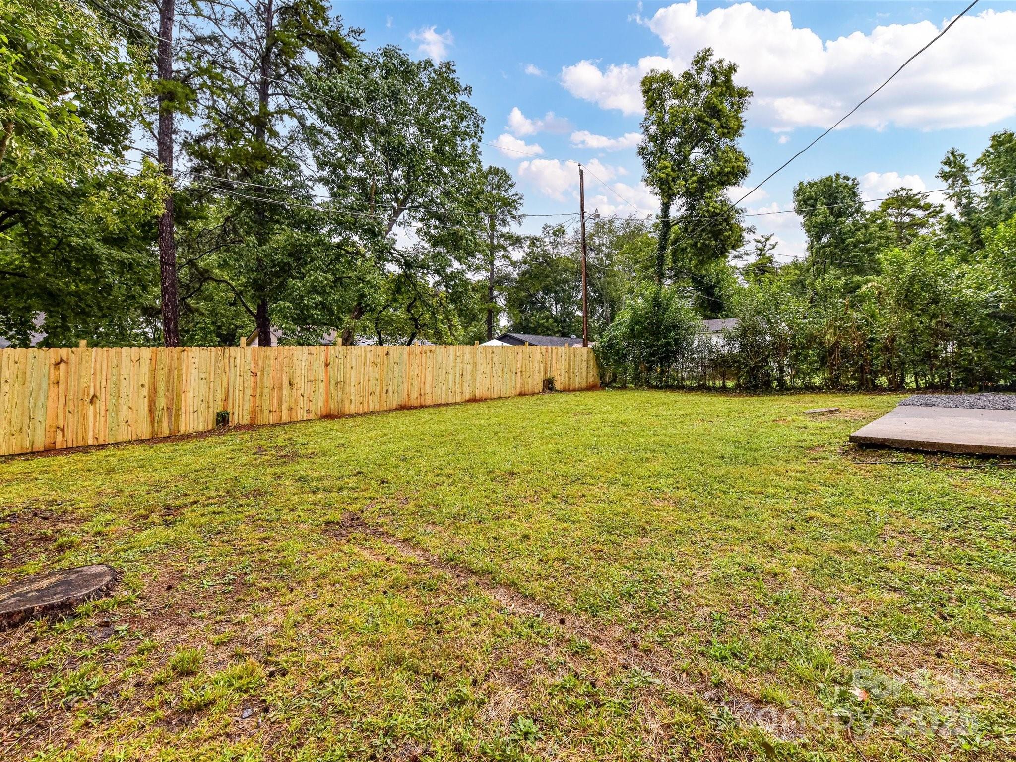 2508 Carrington Court Charlotte NC 28208