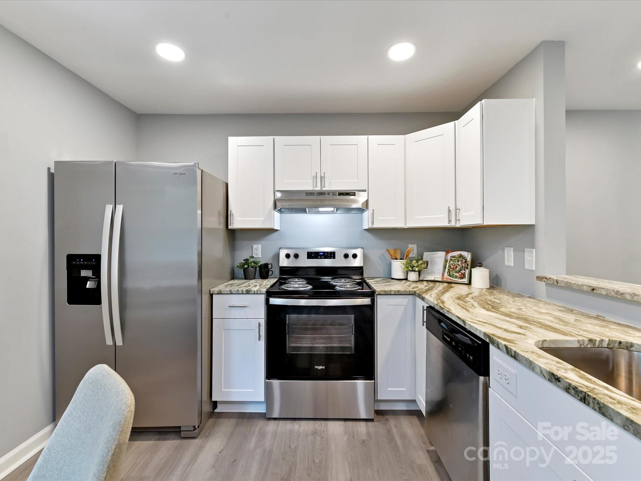 2508 Carrington Court Charlotte NC 28208
