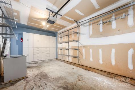 5884 Prescott Court Charlotte NC 28269