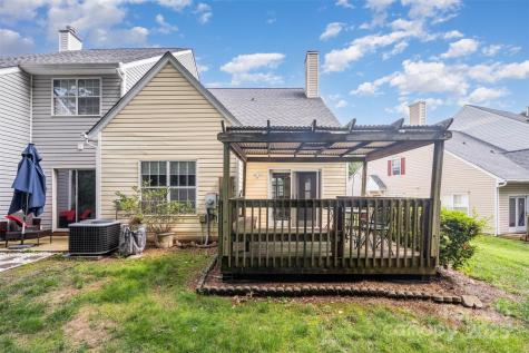 5884 Prescott Court Charlotte NC 28269