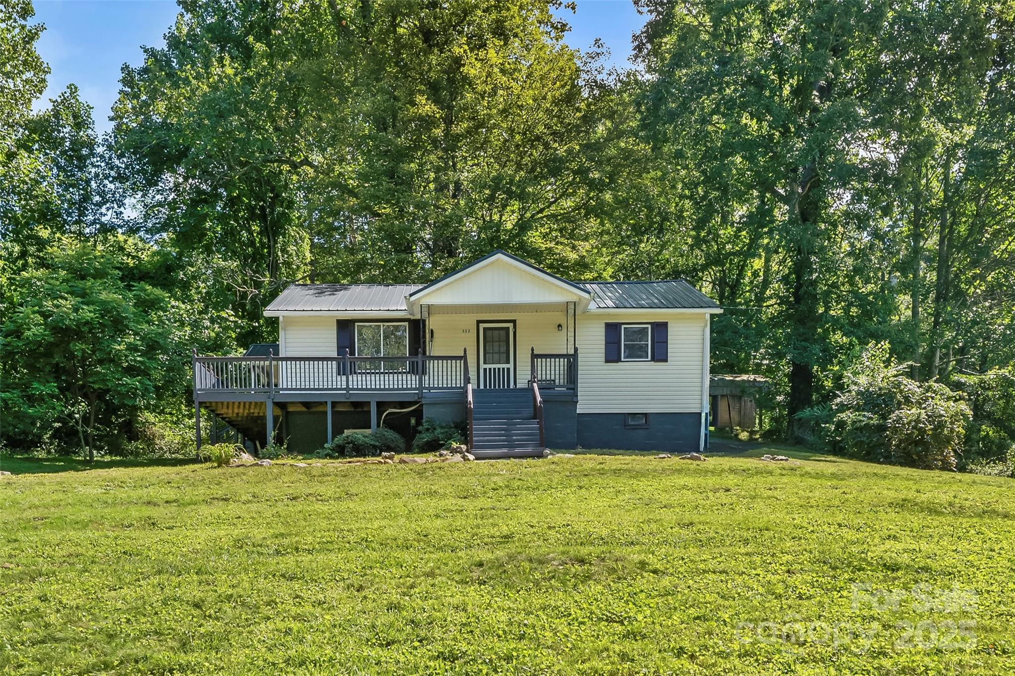 352 Jakes Branch Road Spruce Pine NC 28777