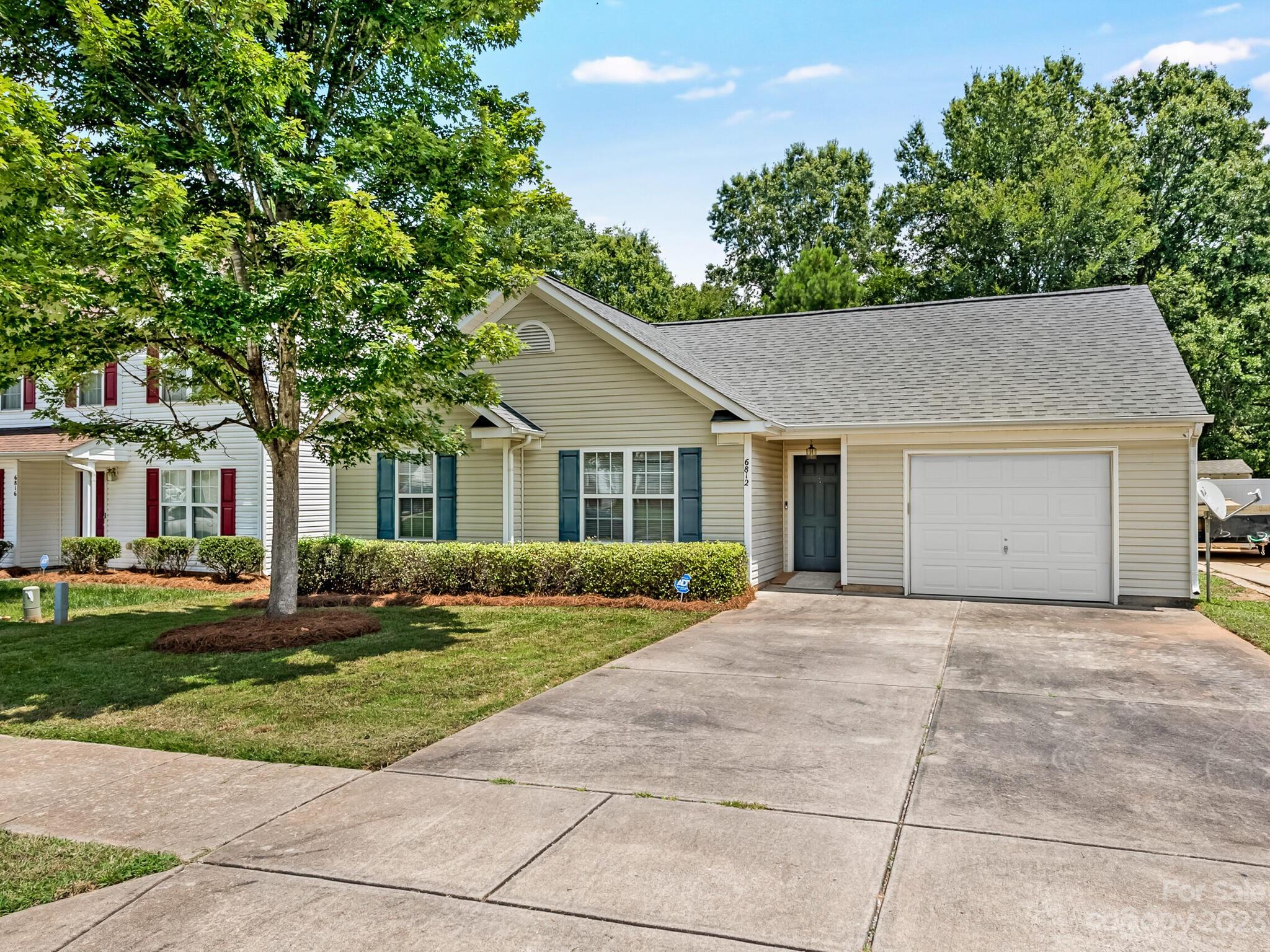 6812 Parkers Crossing Drive Charlotte NC 28215