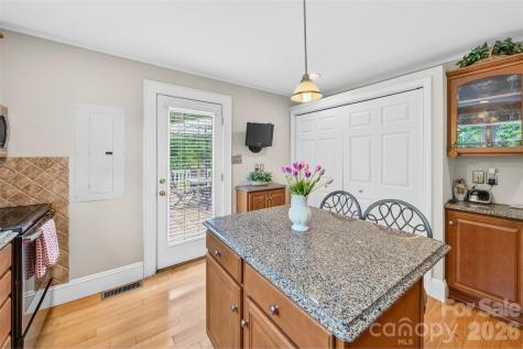 6560 Sherrills Ford Road Catawba NC 28609