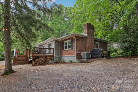 416 S Cherokee Avenue Black Mountain NC 28711