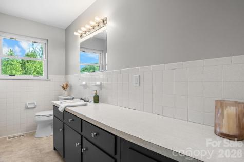 1852 Skyland Drive Morganton NC 28655