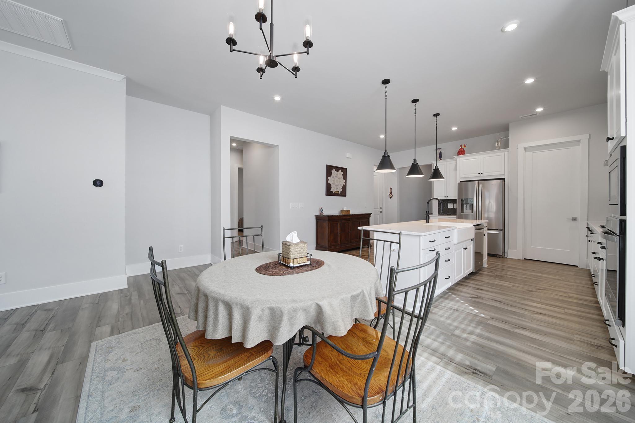 8021 Brookbank Drive Charlotte NC 28269