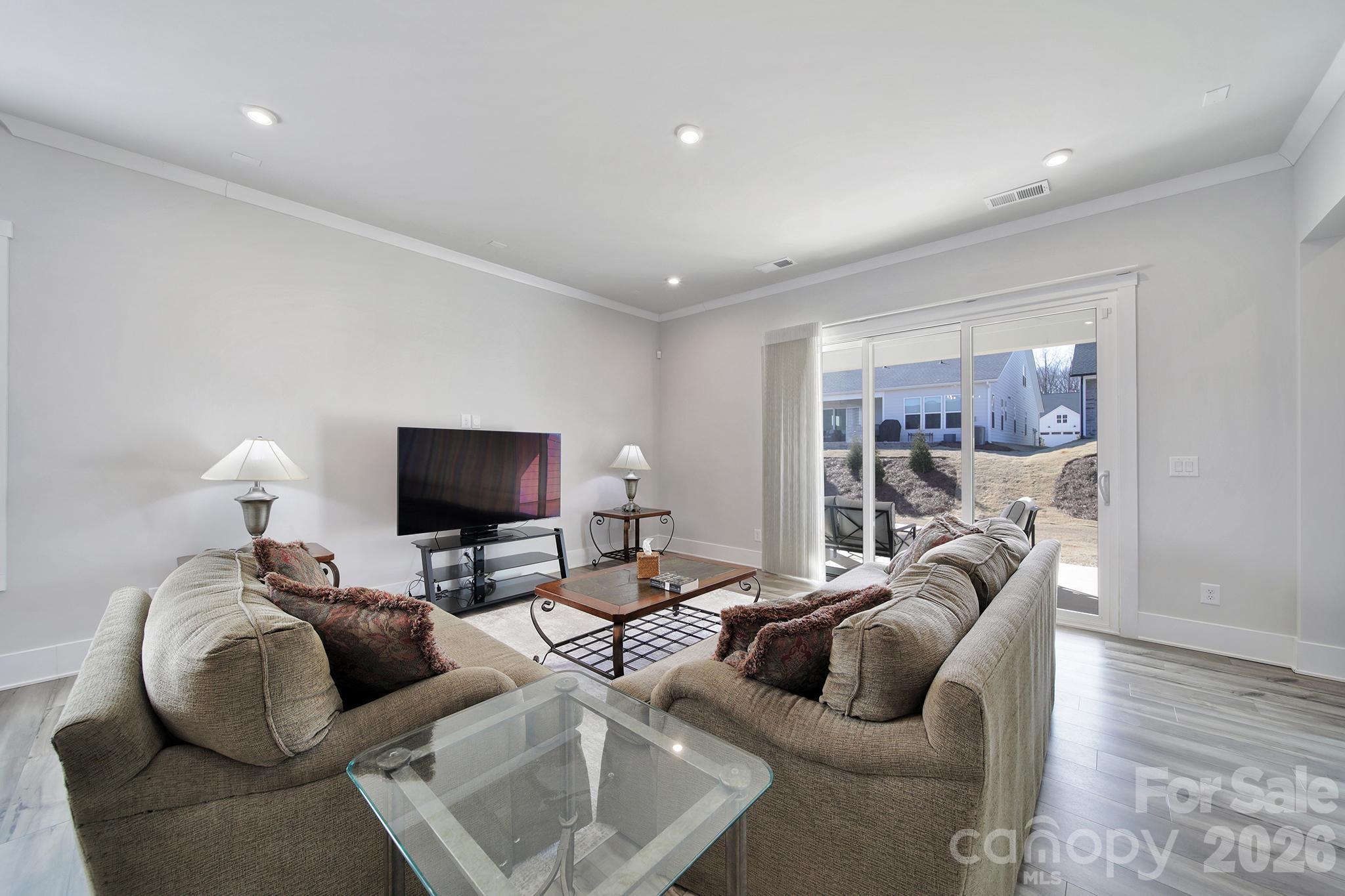 8021 Brookbank Drive Charlotte NC 28269