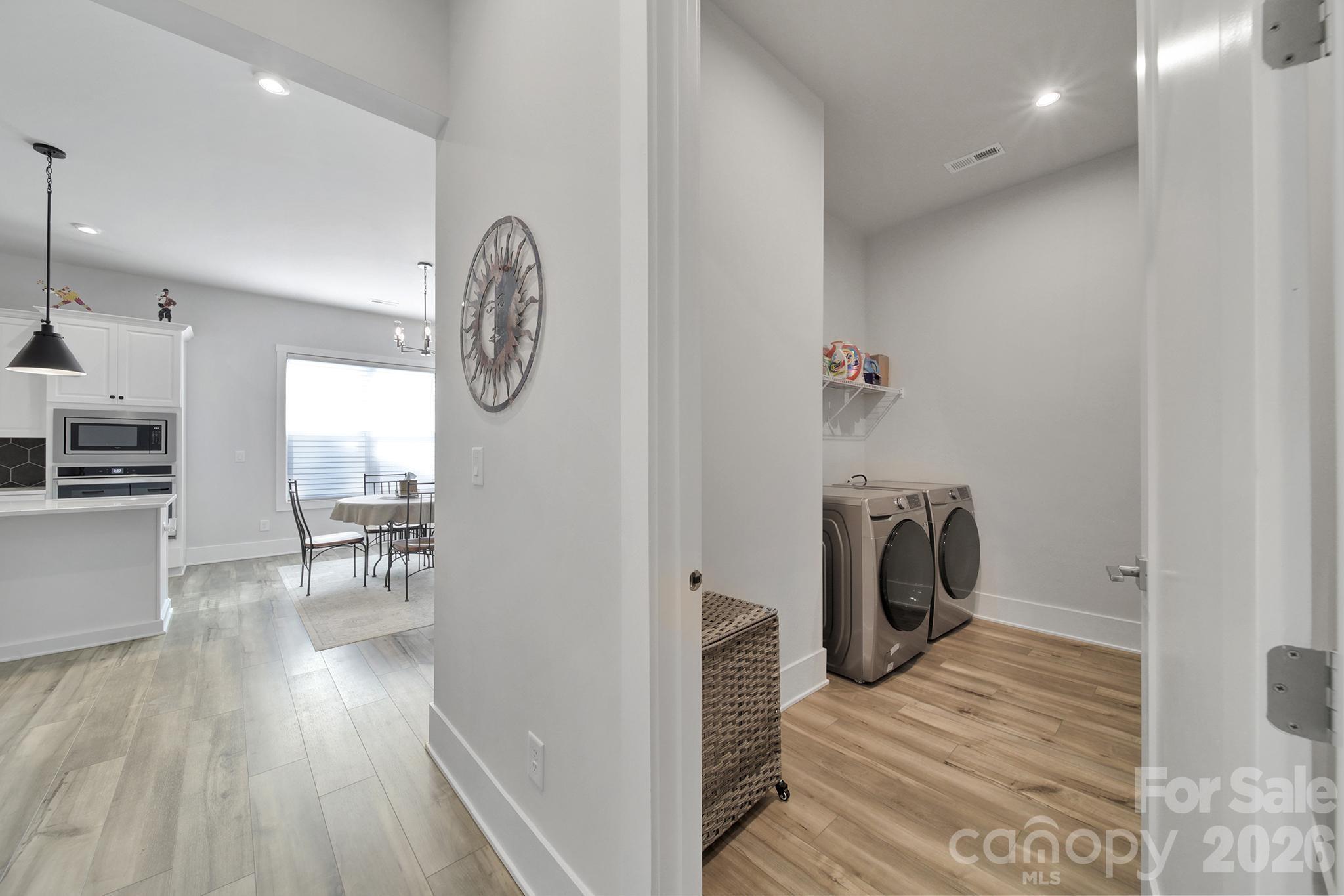 8021 Brookbank Drive Charlotte NC 28269