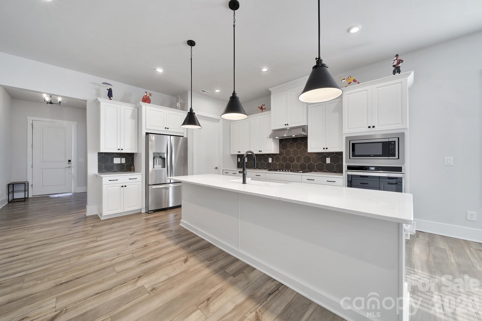 8021 Brookbank Drive Charlotte NC 28269