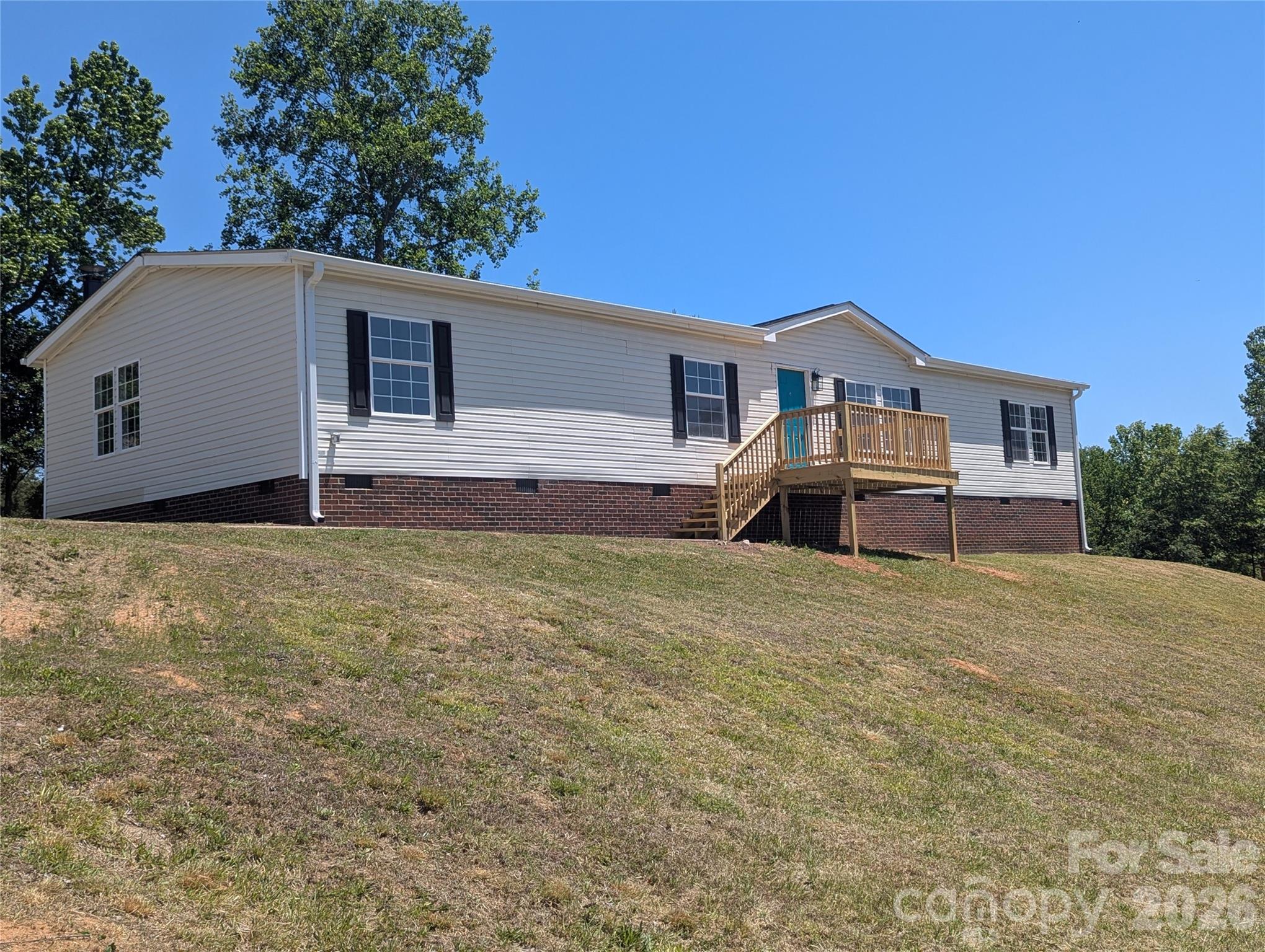 2032 Rocky Creek Lane Dallas NC 28034