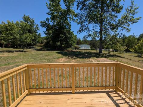 2032 Rocky Creek Lane Dallas NC 28034