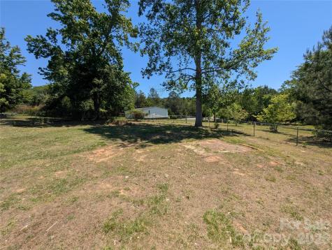 2032 Rocky Creek Lane Dallas NC 28034