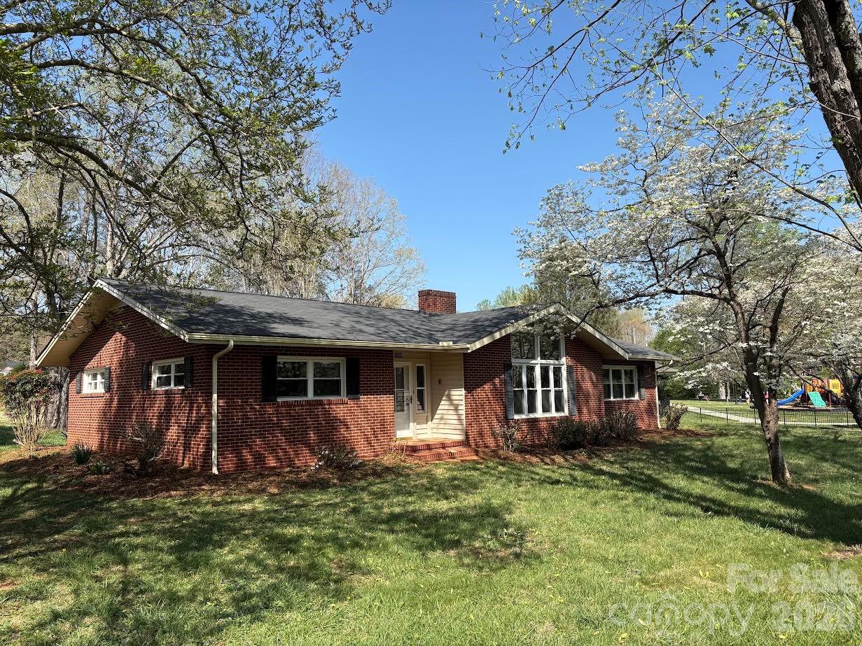 1820 Connelly Springs Road Lenoir NC 28645