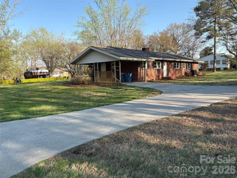 1820 Connelly Springs Road Lenoir NC 28645