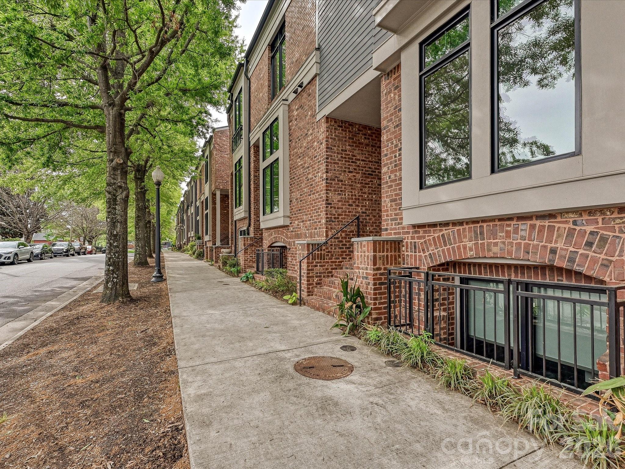 432 E 33rd Street Charlotte NC 28205